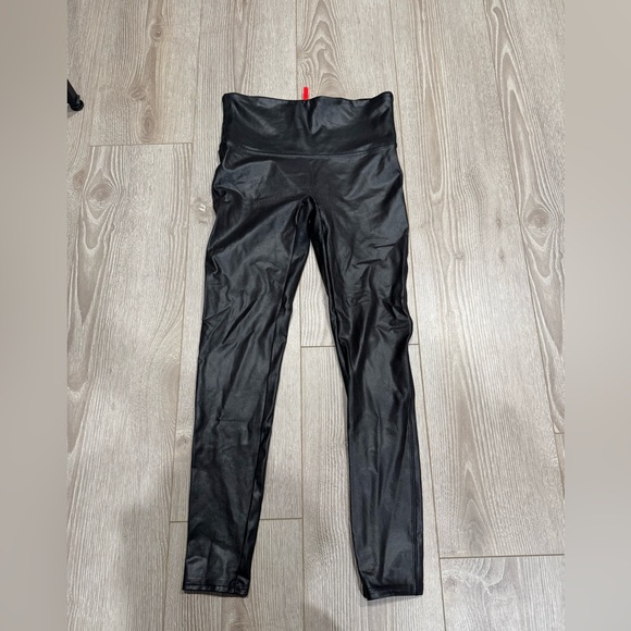 Spanx Assets Red Hot Faux Leather Leggings - Picture 2 of 5